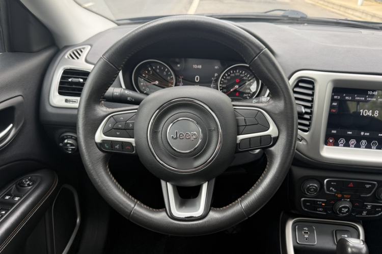 Used Jeep Compass 2017 200T Automatic Family Edition
