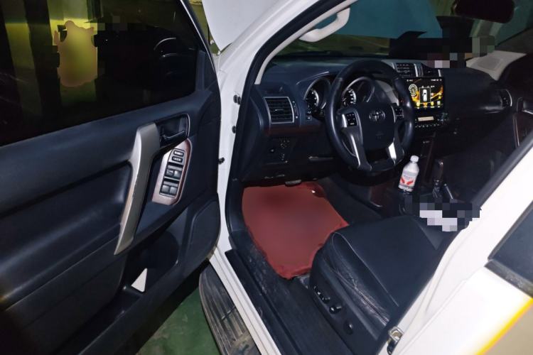 Used Toyota Prado 2014 4.0L Automatic TX-L NAVI
