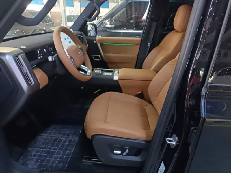 Used iCAR V27 2026 Model 200KM Four-Wheel Drive Falcon 500 — 14