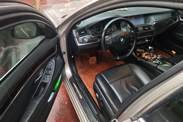 Used BMW 5 Series 2013 525Li Leading Model