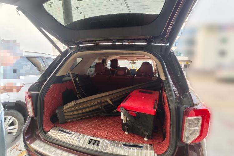 Used Ford Explorer 2020 EcoBoost 285 Rear-Drive Trend Edition 7-Seater Trunk