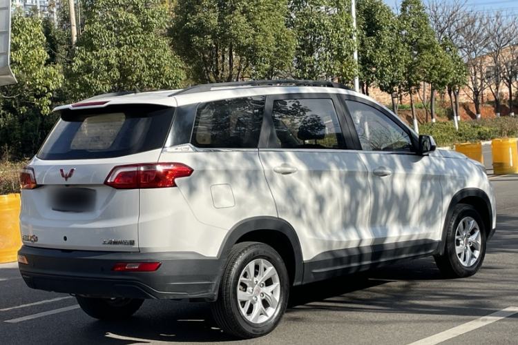 Used Wuling Hongguang S3 2018 1.5L Manual Comfort Model China V Standard