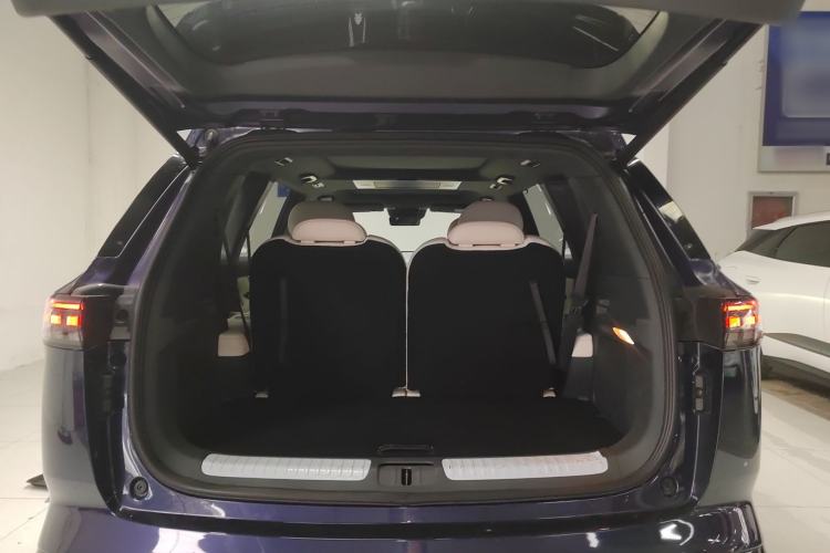 Used Dongfeng eπ eπ008 2024 636Max All-Electric Version 6 Seats