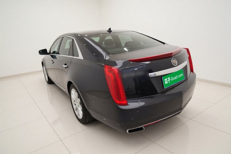 Used Cadillac XTS 2015 28T Comfort Model Exterior 3