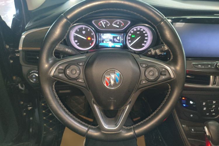 Used Buick Envision 2018 20T Two-Wheel-Drive Elite Model Steering Wheel