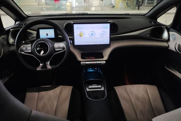 Used BYD Dolphin 2024 Honor Edition 420km Fashion Version Center Console