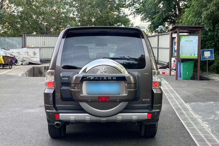 Used Mitsubishi Pajero 2014 3.0L Luxury Edition
