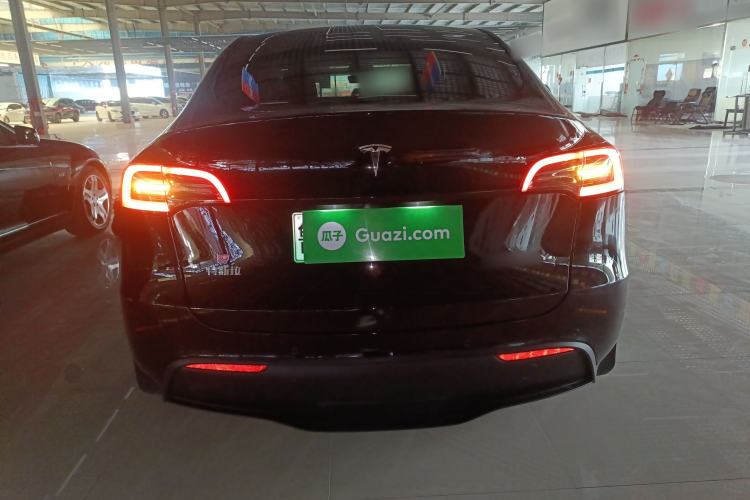 Used Tesla Model Y 2021 Standard Range Rear-Wheel Drive Version
