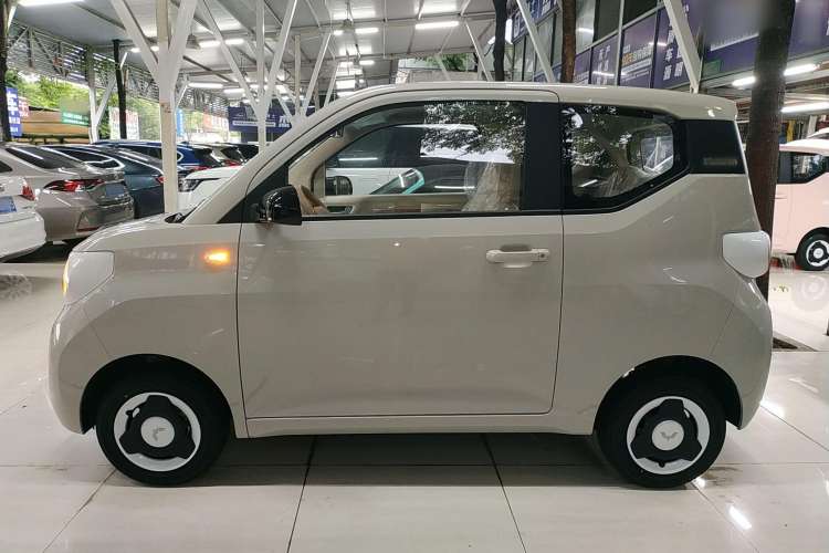 Used Wuling Hongguang MINIEV 2024 3rd Generation 215km Youth Edition
