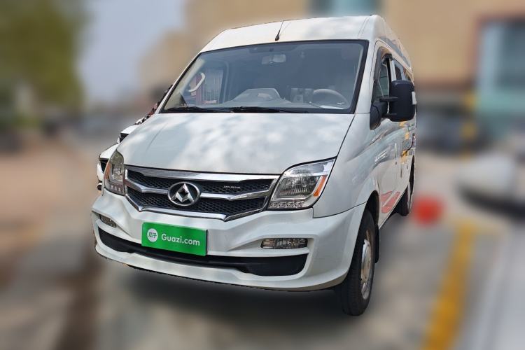 Used SAIC MAXUS Xintu V80 2017 2.5T 6-Speed Manual Aoyuntong National V Short Wheelbase Mid-Height 5/6/10-Seater