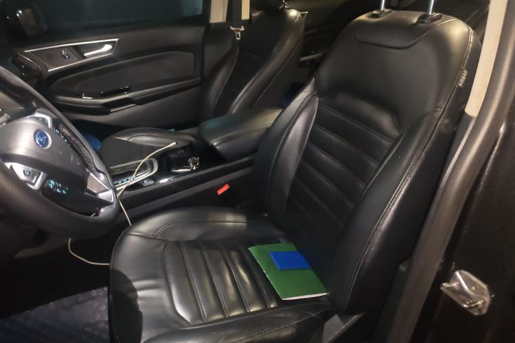 Used Ford Edge 2015 2.0T GTDi 4x4 High-Grade Model