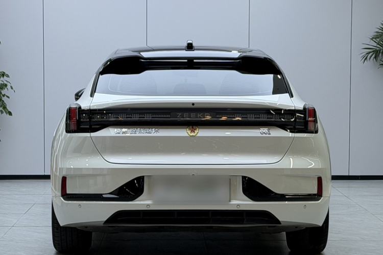 Used Zeekr 001 2023 WE Edition 86 kWh Exterior 3