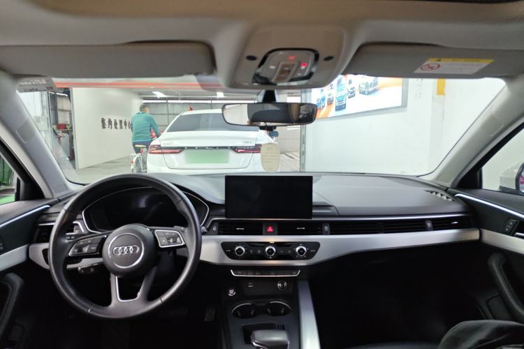 Used Audi A4L 2023 40 TFSI Fashion Dynamic Model Headliner