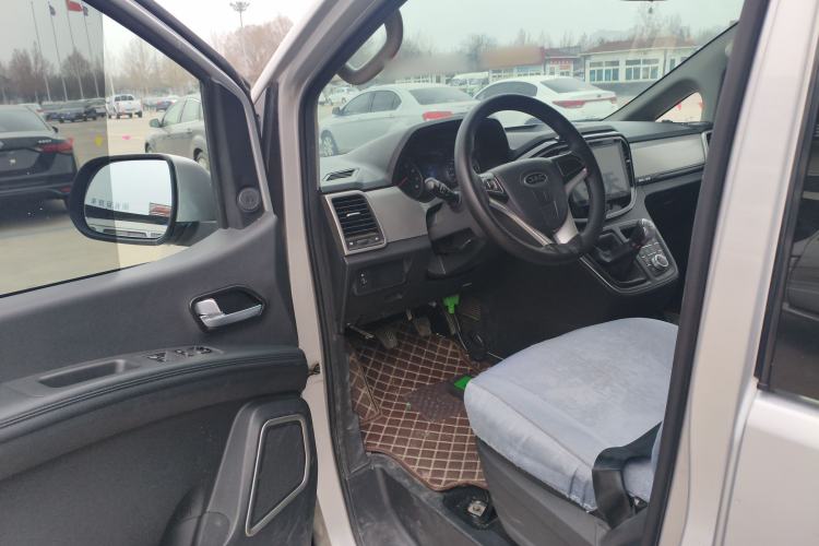 Used JAC Refine M4 2019 Business & Travel Series 2.0L Manual Speed Edition China VI Standard