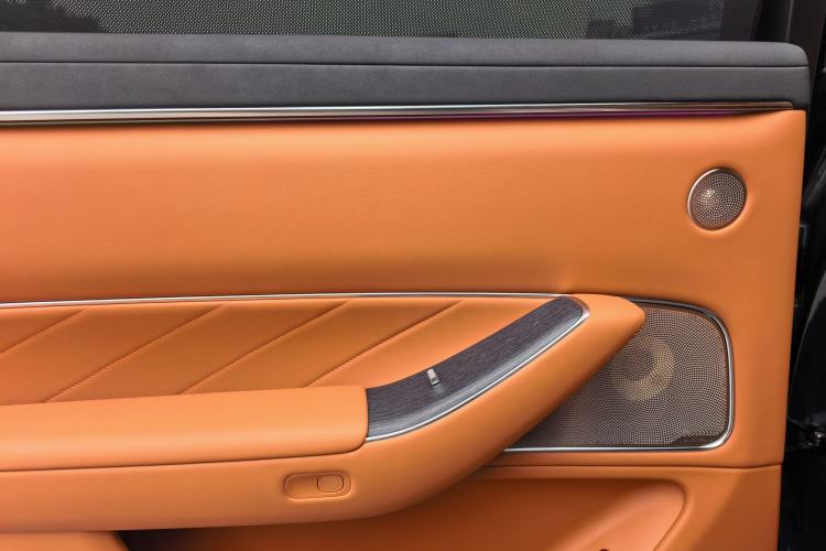 Used Hima AITO M8 2025 Extended-Range Max+ Version 53.4 kWh 5-Seater Edition
