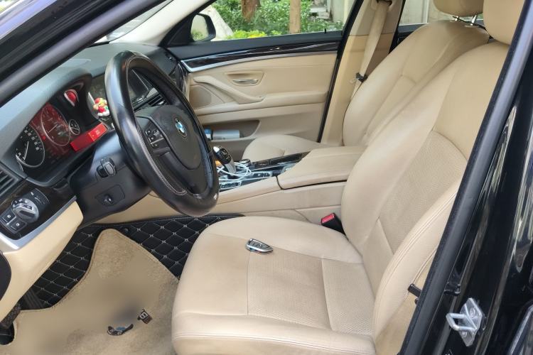 Used BMW 5 Series 2013 525Li Leading Model