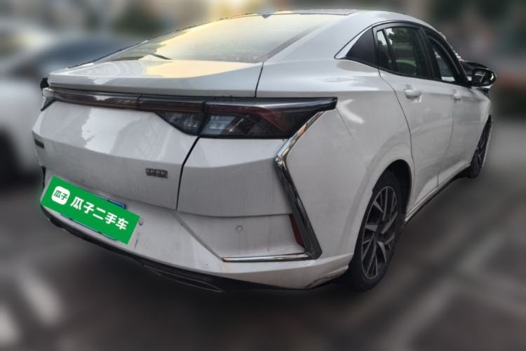 Used Dongfeng Aeolus Yixuan 2020 230T Automatic Dazzle Track Edition
