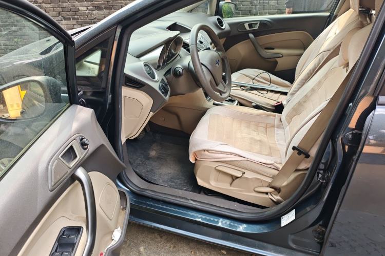 Used Ford Fiesta 2011 Sedan 1.5L Automatic Fashion Edition
