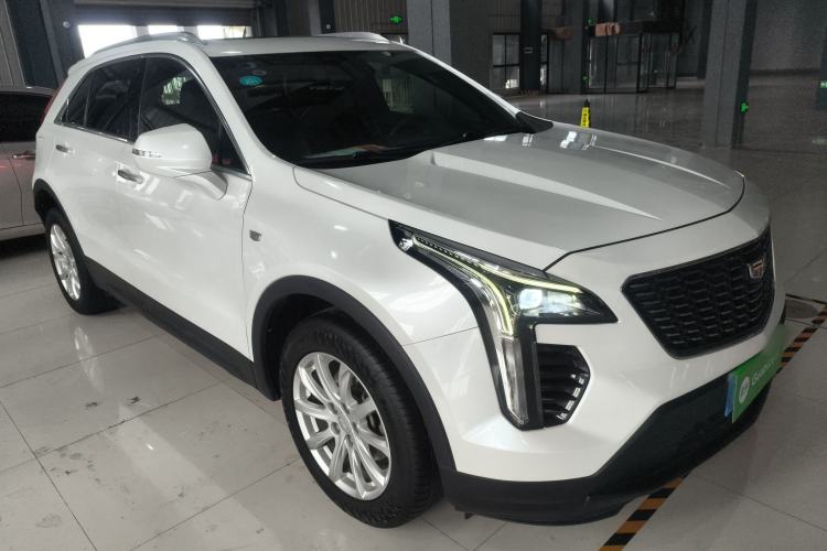 Used Cadillac XT4 2018 28T Two-Wheel Drive Tech Version