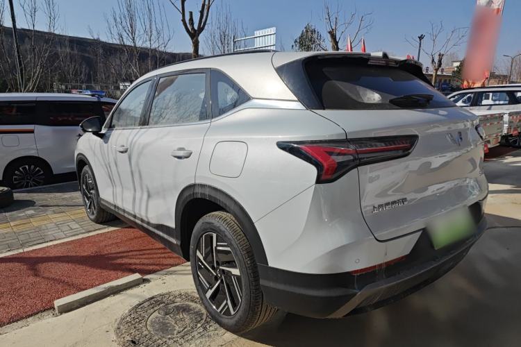 Used Wuling Xingguang S 2024 130 km Flagship Version Exterior 4