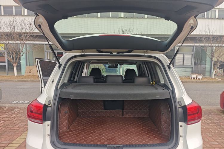 Used Volkswagen Tiguan L 2017 300TSI Automatic Two-Wheel Drive Silk Road Comfort Edition