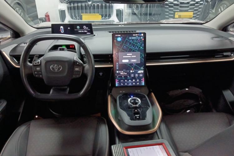 Used Toyota bZ3 2023 616 km Long-Range Premium
