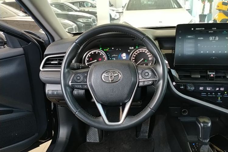 Used Toyota Camry 2021 2.0G Luxury Edition