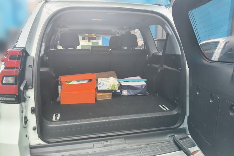 Used Toyota Prado 2018 3.5L Automatic TX-L Trunk