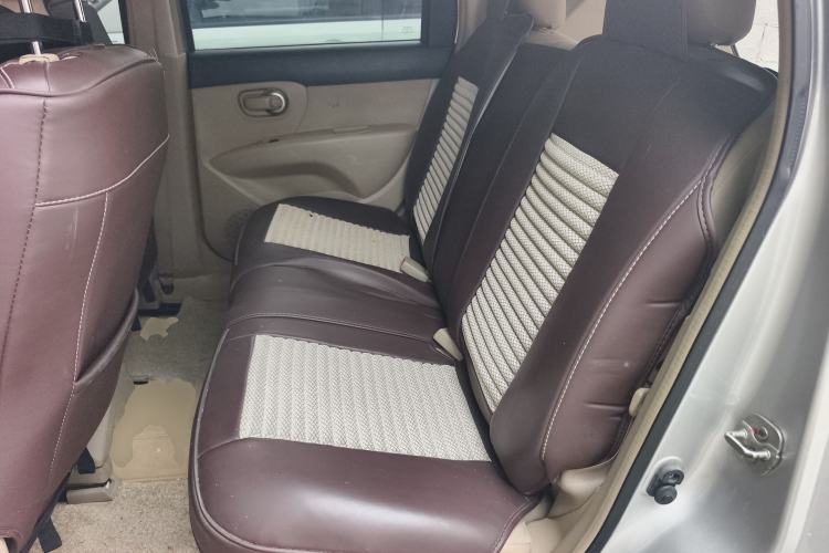 Used Nissan Livina 2013 1.6XE Manual Comfort Edition