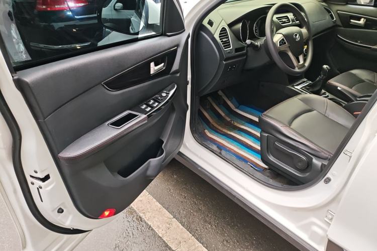 Used HYOSOW S2 2016 1.5L Manual Luxury Model China V Standard
