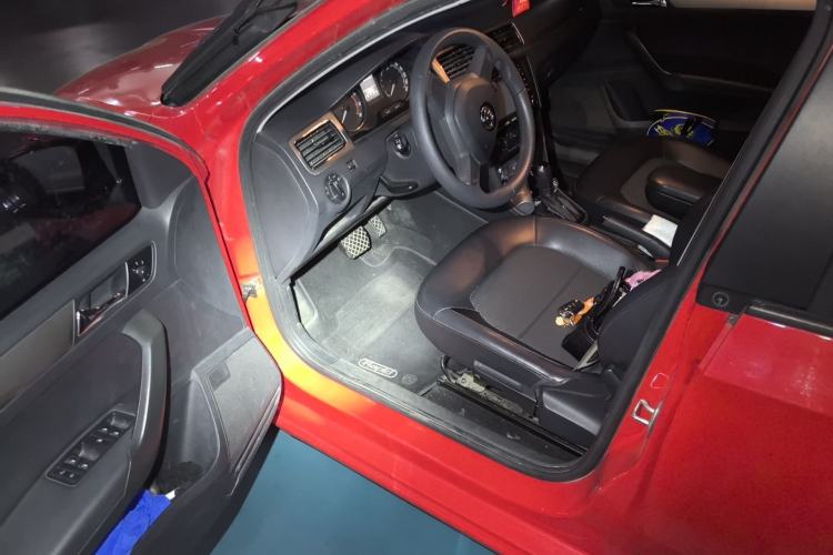 Used Skoda Rapid Spaceback 2014 1.6L Automatic Enjoyment Edition
