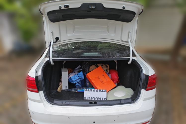 Used Volkswagen Lavida 2017 230TSI DSG Comfort Edition Trunk