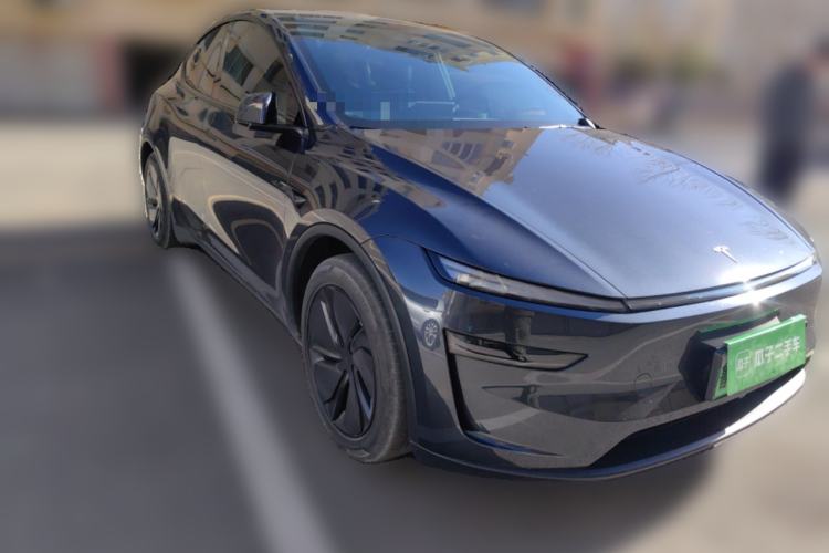 Used Tesla Model Y 2025 Long-Range All-Wheel Drive First Edition
