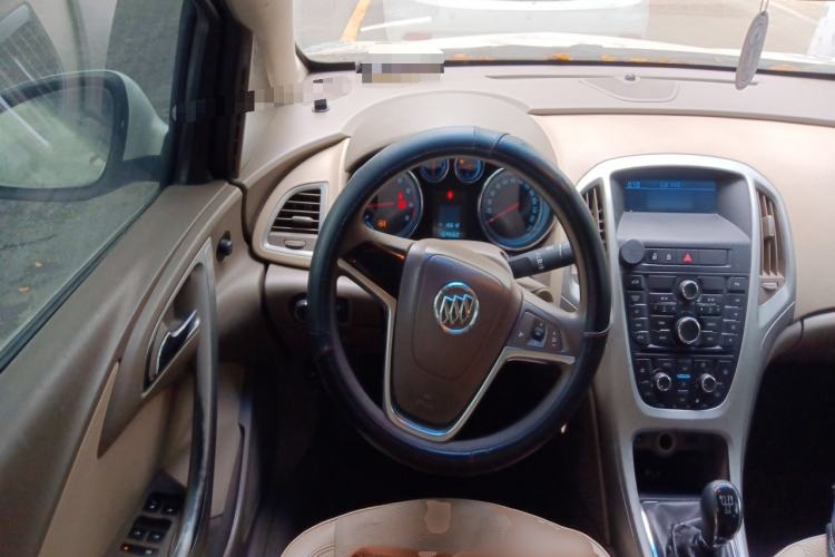 Used Buick GT 2013 GT 1.6L Manual Entry-Level Model Steering Wheel