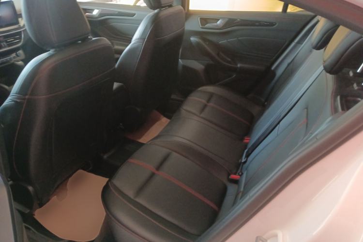 Used Ford Focus 2022 Hatchback EcoBoost 180 Automatic ST Line
