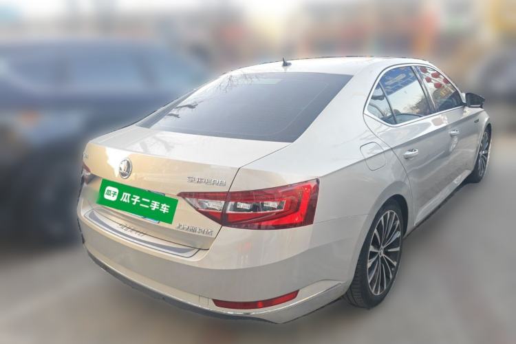 Used Skoda Superb 2018 TSI330 DSG Comfort Edition China V Standard Rear Right 45 Deg