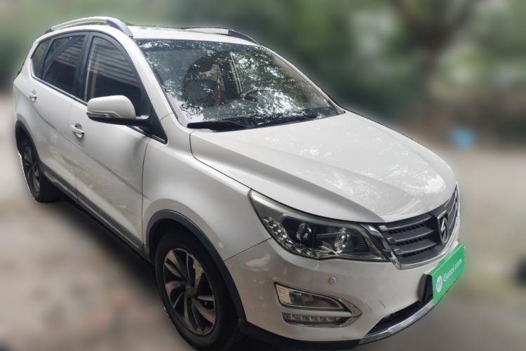 Used Baojun 560 2015 1.8L manual luxury version