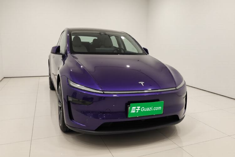 Used Tesla Model Y 2025 Long-Range All-Wheel Drive First Edition Front