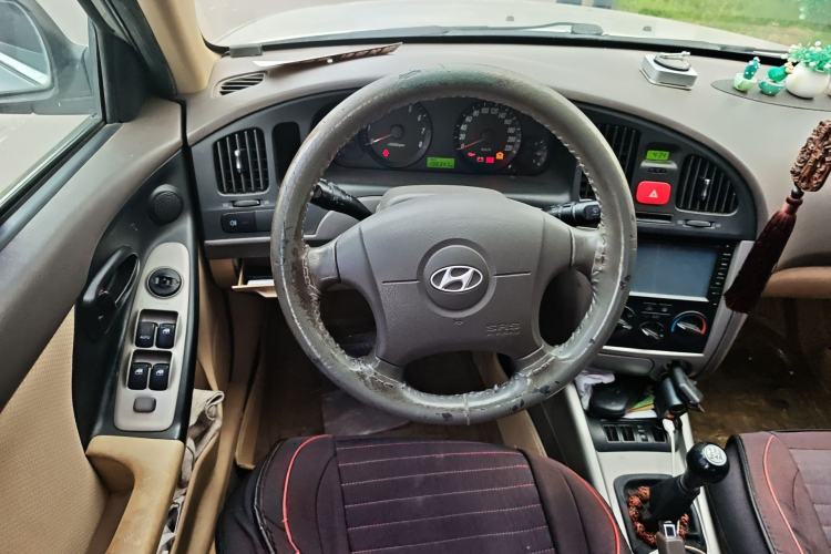 Used Hyundai Elantra 2011 1.6L Manual Comfort Version
