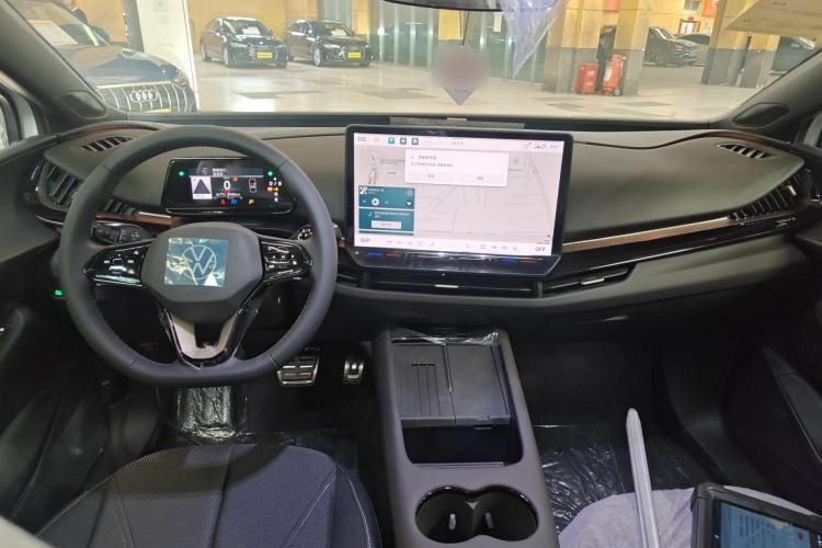 Used Volkswagen ID.UNYX 2024 Revised Pro Long-Range Version Center Console