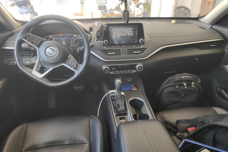 Used Nissan Teana 2020 Revised Version 2.0L XL Upper Smart Drive Edition Center Console