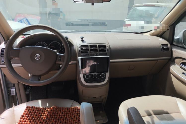 Used Buick GL8 2013 2.4L Comfort Edition Center Console