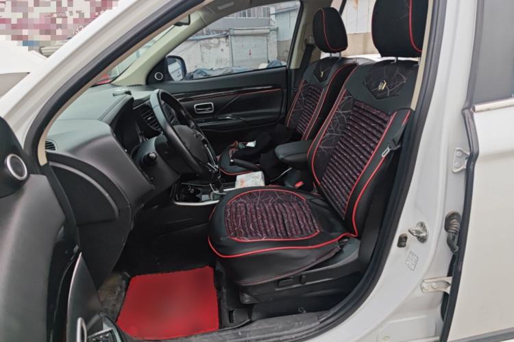 Used Mitsubishi Outlander 2018 2.0L Two-Wheel Drive Glory Edition 5 Seats