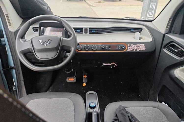 Used Wuling Hongguang MINIEV 2022 Easy Version Lithium Iron Phosphate