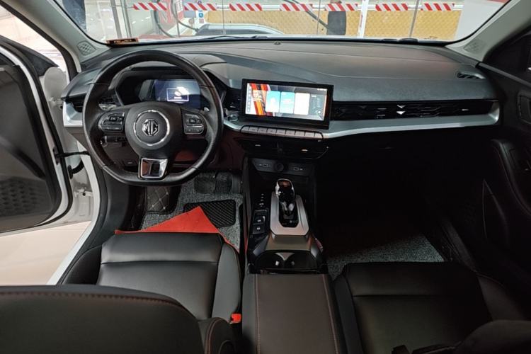 Used MG 5 2021 300TGI DCT Elegant Luxury Edition Center Console