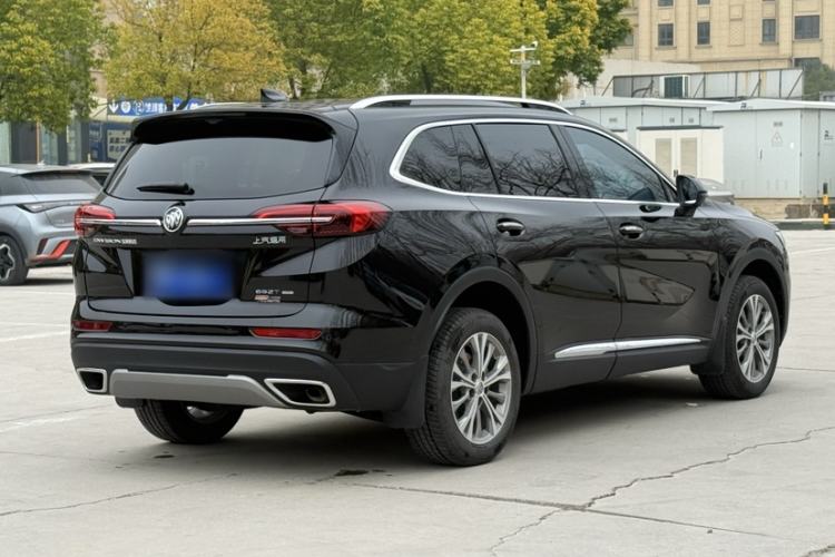 Used Buick Envision 2022 Encore Plus 652T Five-Seat All-Wheel-Drive Luxury Model
