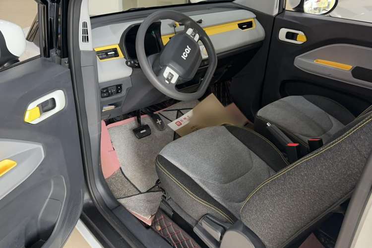 Used Chery New Energy QQ Ice Cream 2022 170km Sundae Phosphate Lithium-Ion