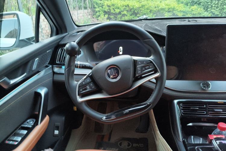 Used BYD Tang New Energy 2023 DM-i Champion Edition 112KM Prestige Model
