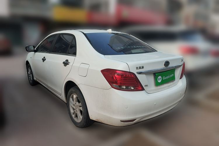 Used BYD Surui 2014 1.5L Manual Luxury Model
