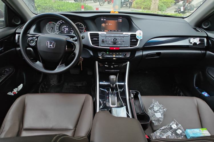 Used Honda Accord 2016 2.0L Comfort Edition
